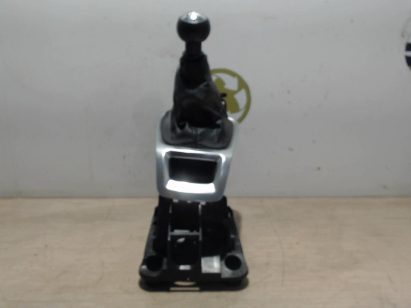 Levier de vitesses PEUGEOT 5008 1 PHASE 1 Diesel - 1