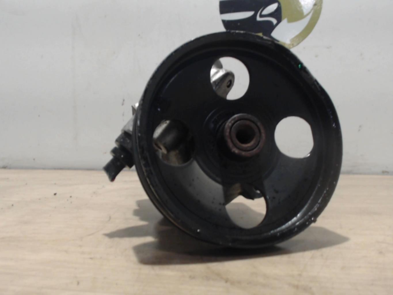 Pompe de direction RENAULT LAGUNA 2 PHASE 1 Essence - 1