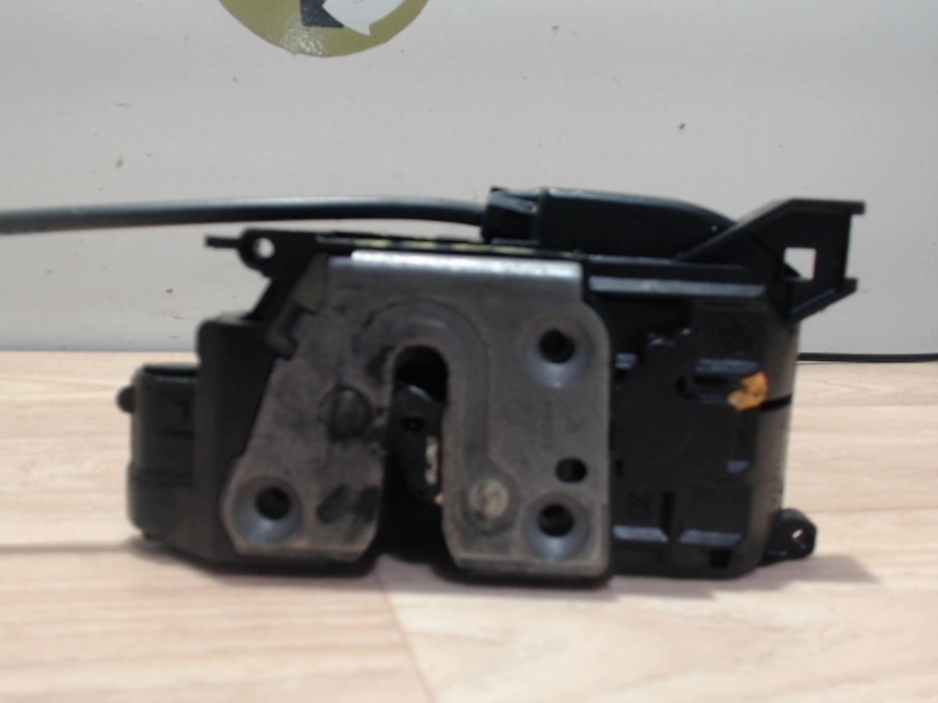 Serrure arriere droit RENAULT CLIO 3 PHASE 2 BREAK  - 1