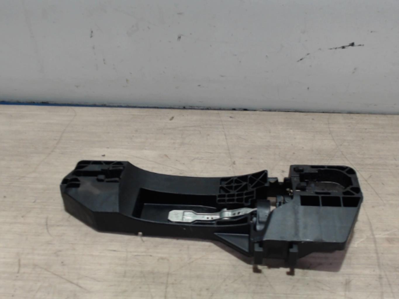 Support poignee porte avant gauche ALFA ROMEO MITO PHASE 1 Essence - 1