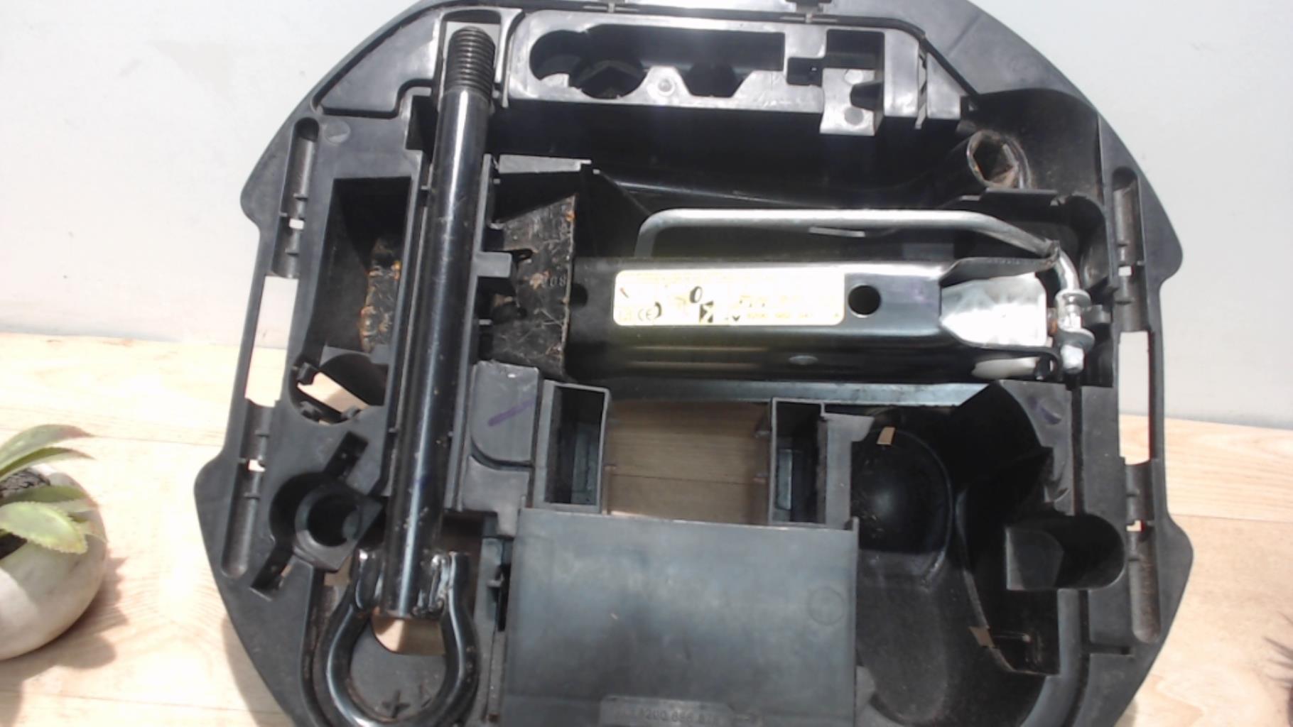 Cric (Ensemble depannage) RENAULT GRAND MODUS PHASE 2 Diesel - 1