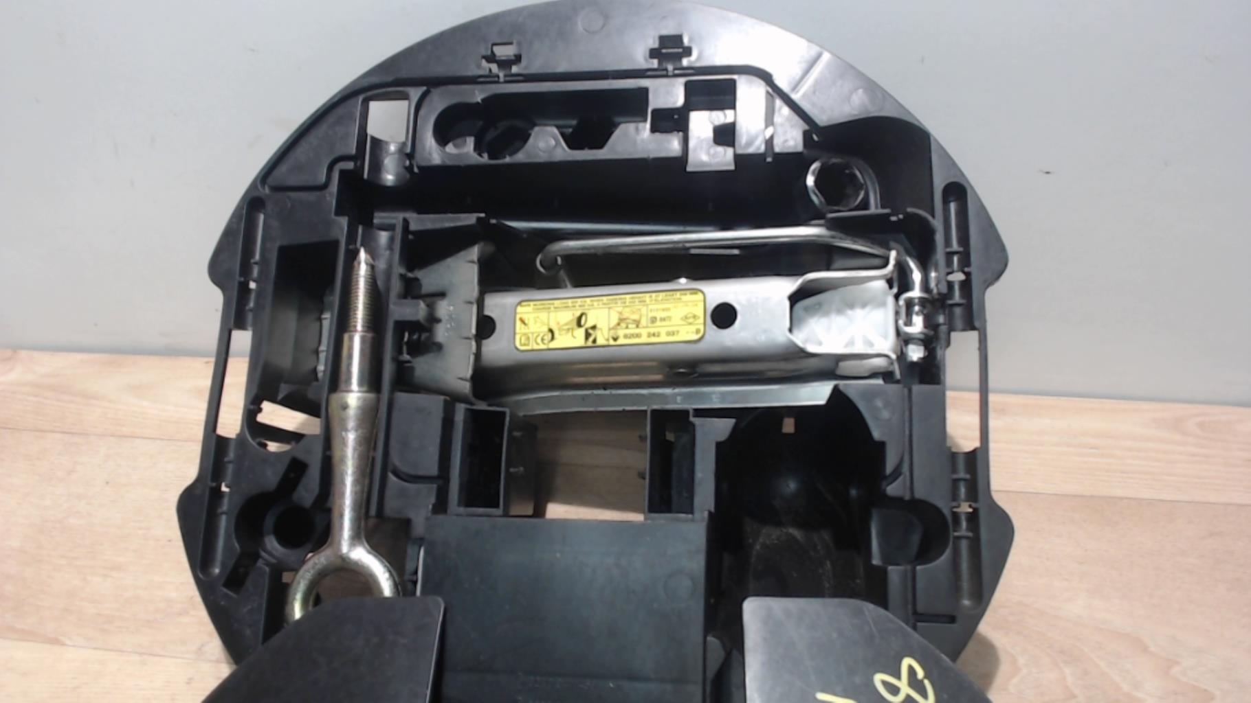 Cric (Ensemble depannage) RENAULT MODUS PHASE 1 Essence - 1