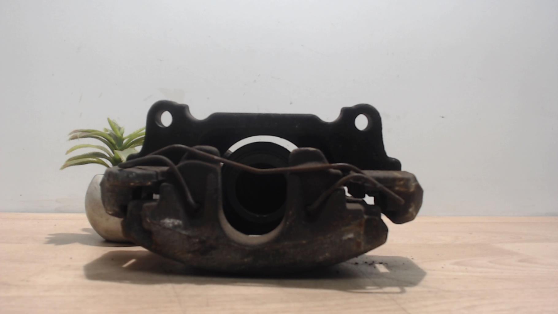 Etrier avant gauche (freinage) SEAT ALTEA PHASE 1 Diesel - 1