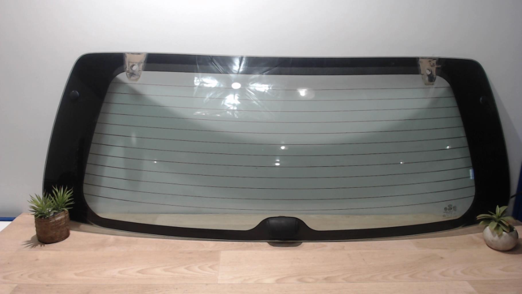 Lunette arriere KIA SORENTO 1 PHASE 1 Essence - 1