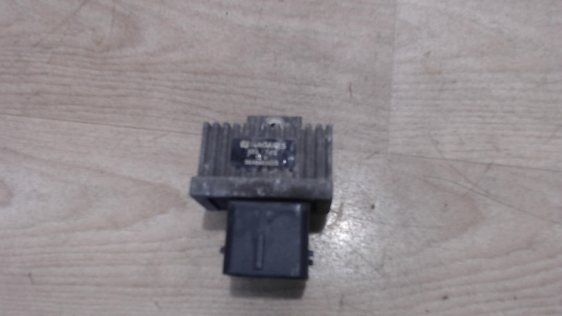Relais de prechauffage RENAULT SCENIC 2 PHASE 1 Diesel - 1