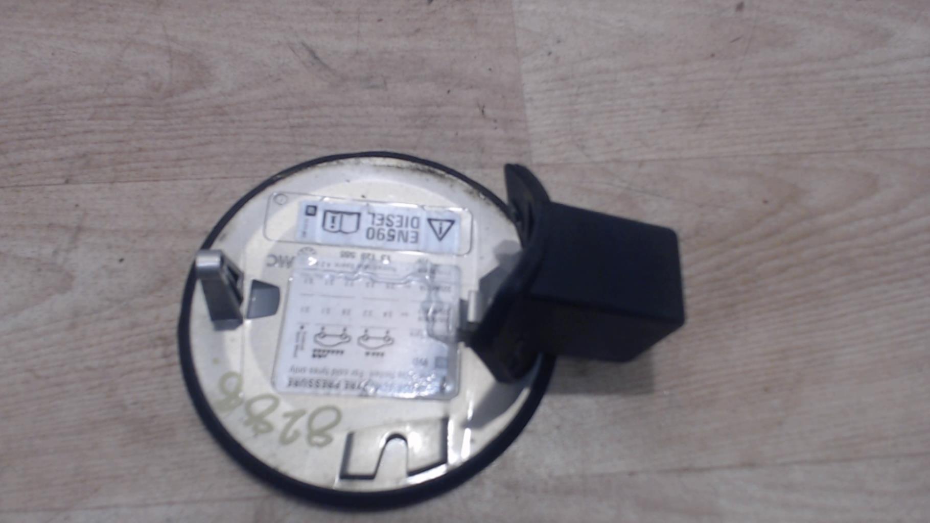 Trappe d'essence OPEL ZAFIRA B PHASE 1 Diesel - 1