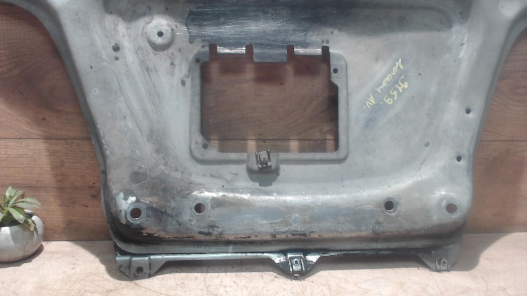 Cache moteur  VOLKSWAGEN POLO 4  - 1