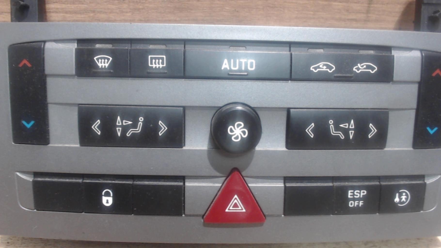 Commande chauffage PEUGEOT 407 PHASE 1 Diesel - 1