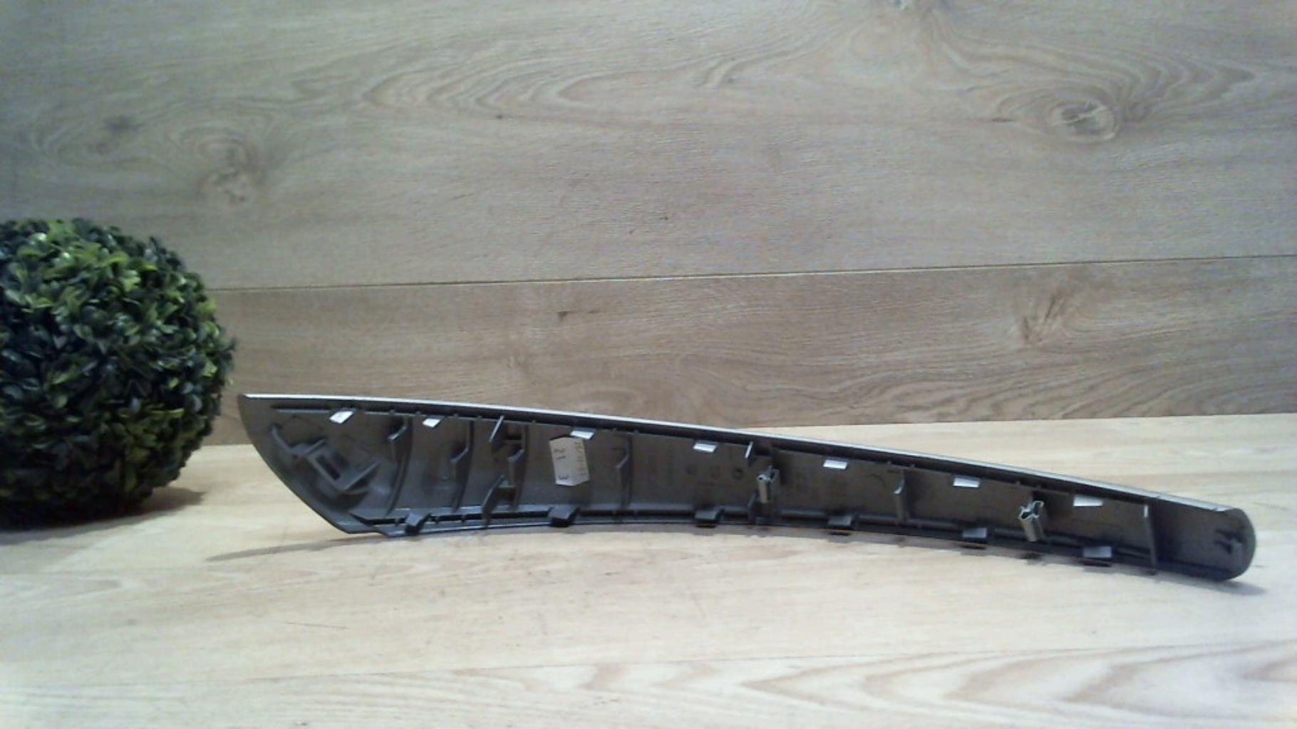 Enjoliveur de phare BMW SERIE 1 E87 PHASE 1 Diesel - 1