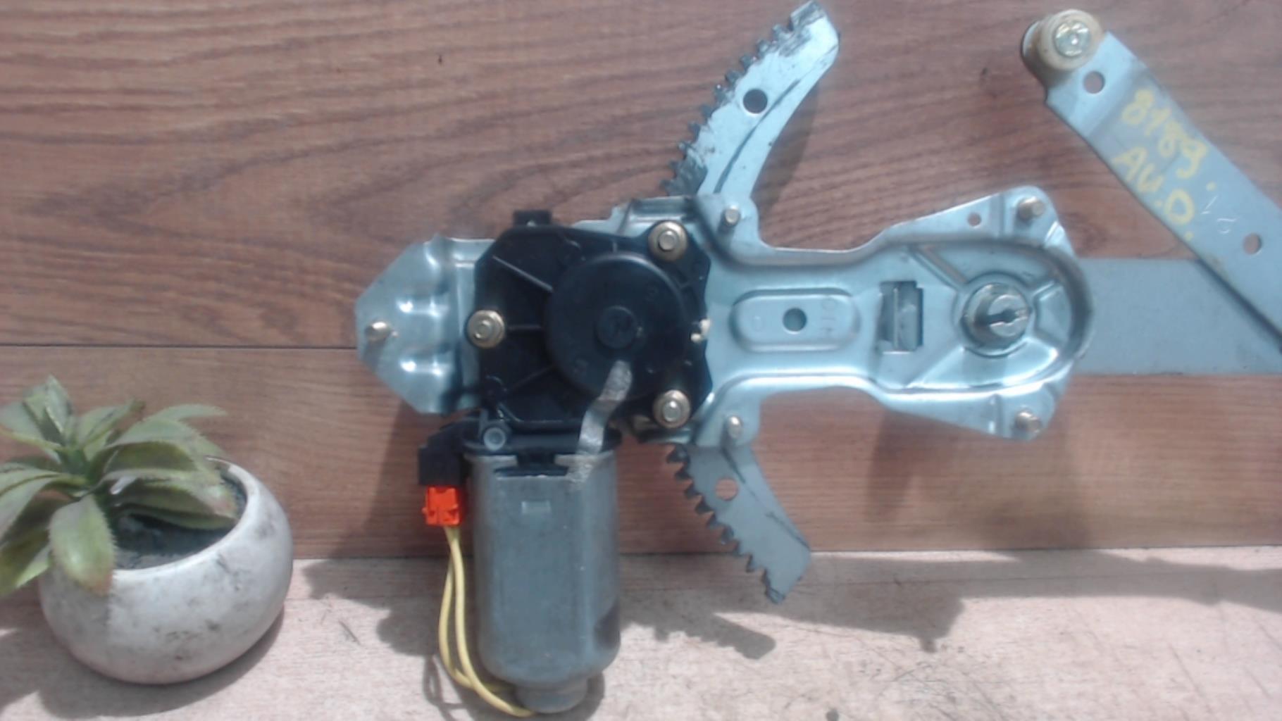Leve vitre electrique avant droit CITROEN BX Diesel - 1