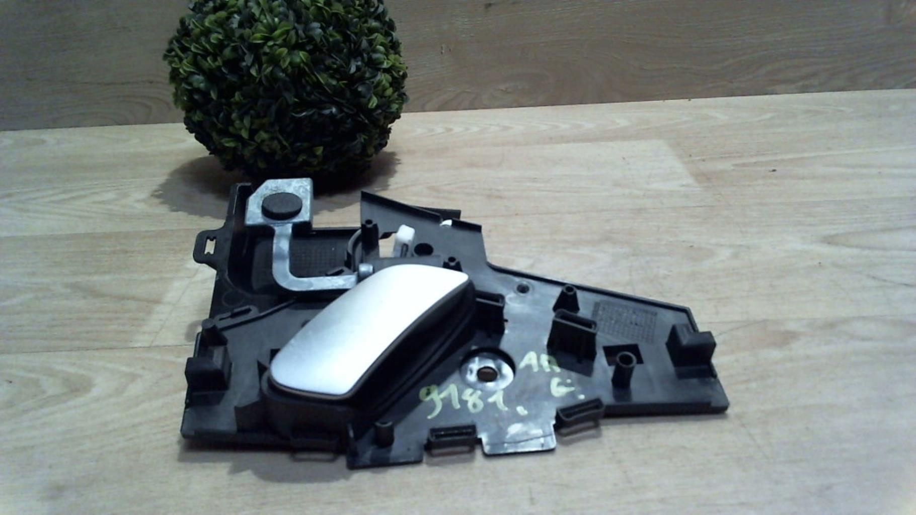 Poignee interieur arriere gauche CITROEN C5 1 PHASE 2 Diesel - 1