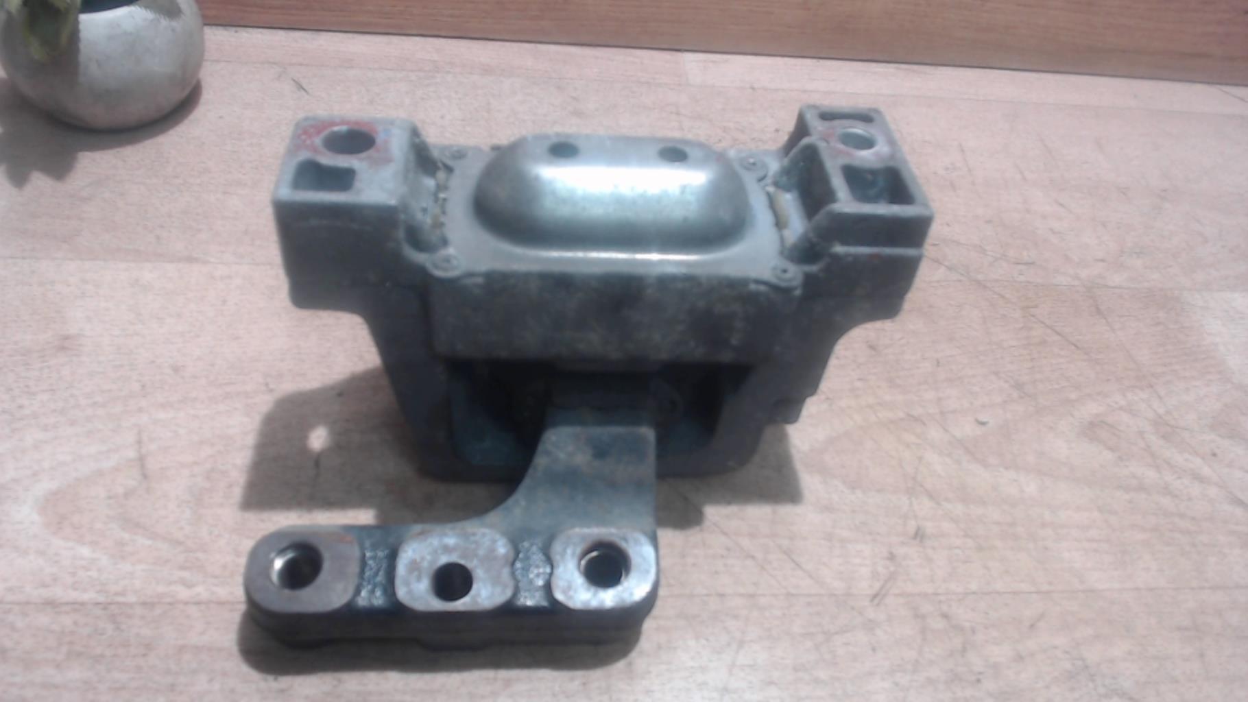 Support moteur droit PEUGEOT 207 PHASE 1 Diesel - 1