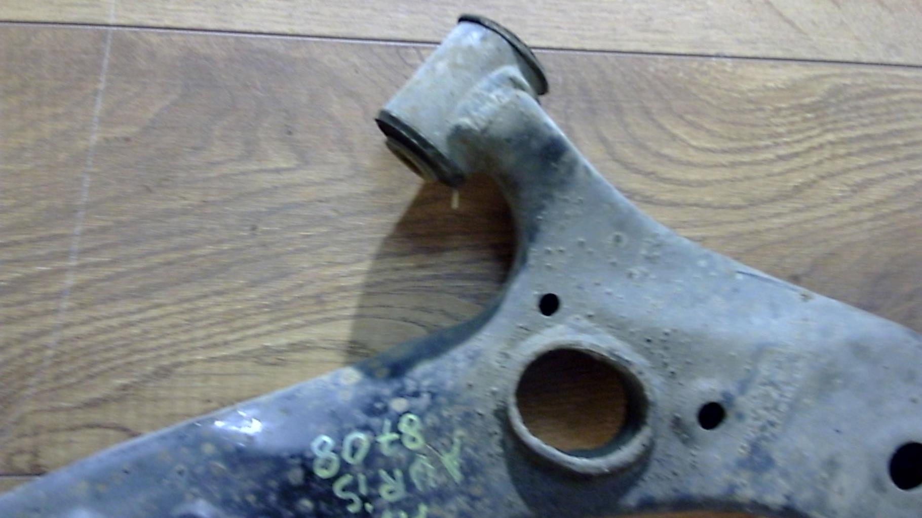 Triangle avant droit TOYOTA AURIS 1 PHASE 1 Diesel - 1