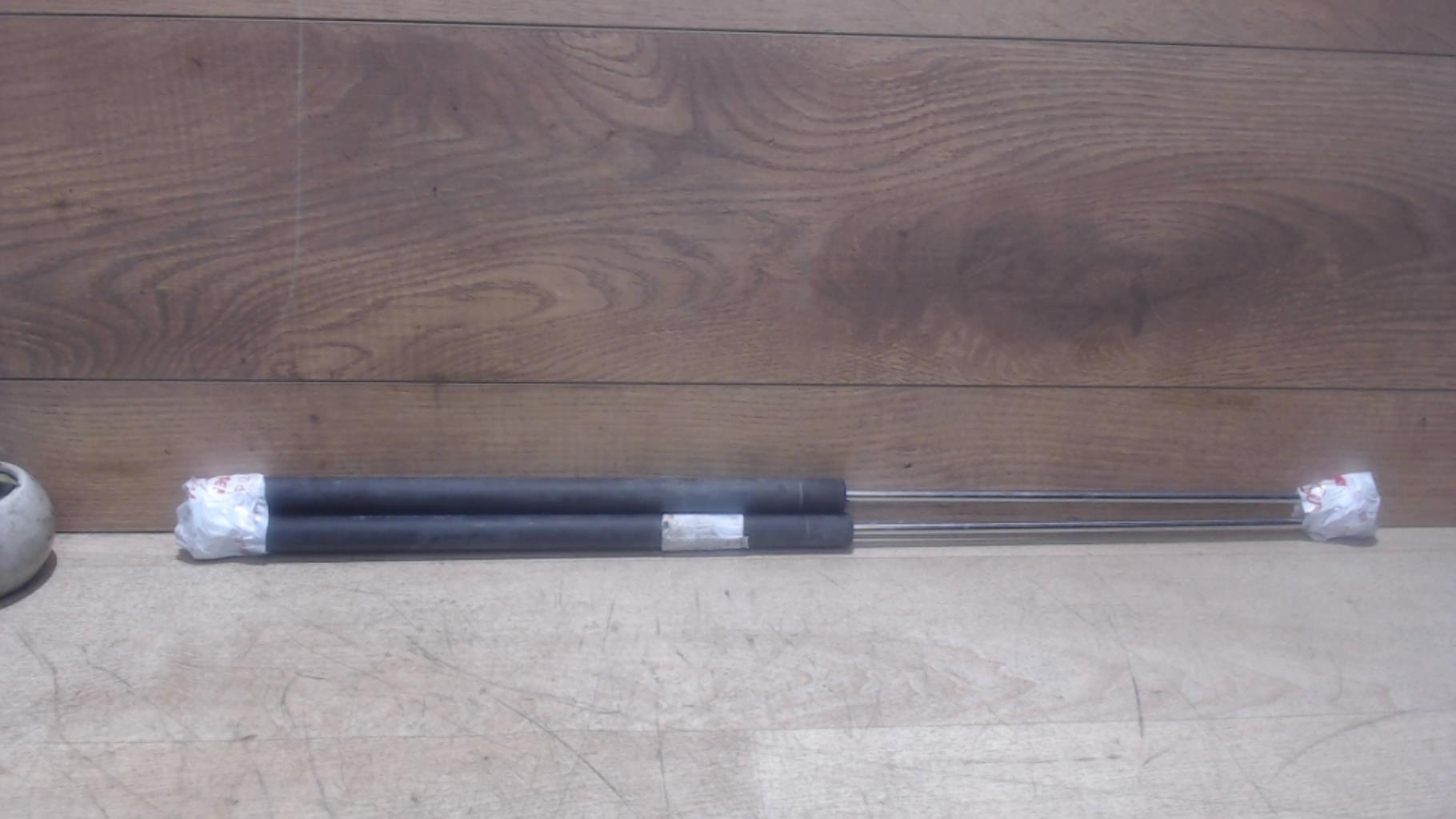 Verin de capot PEUGEOT 106 PHASE 2 Essence - 1