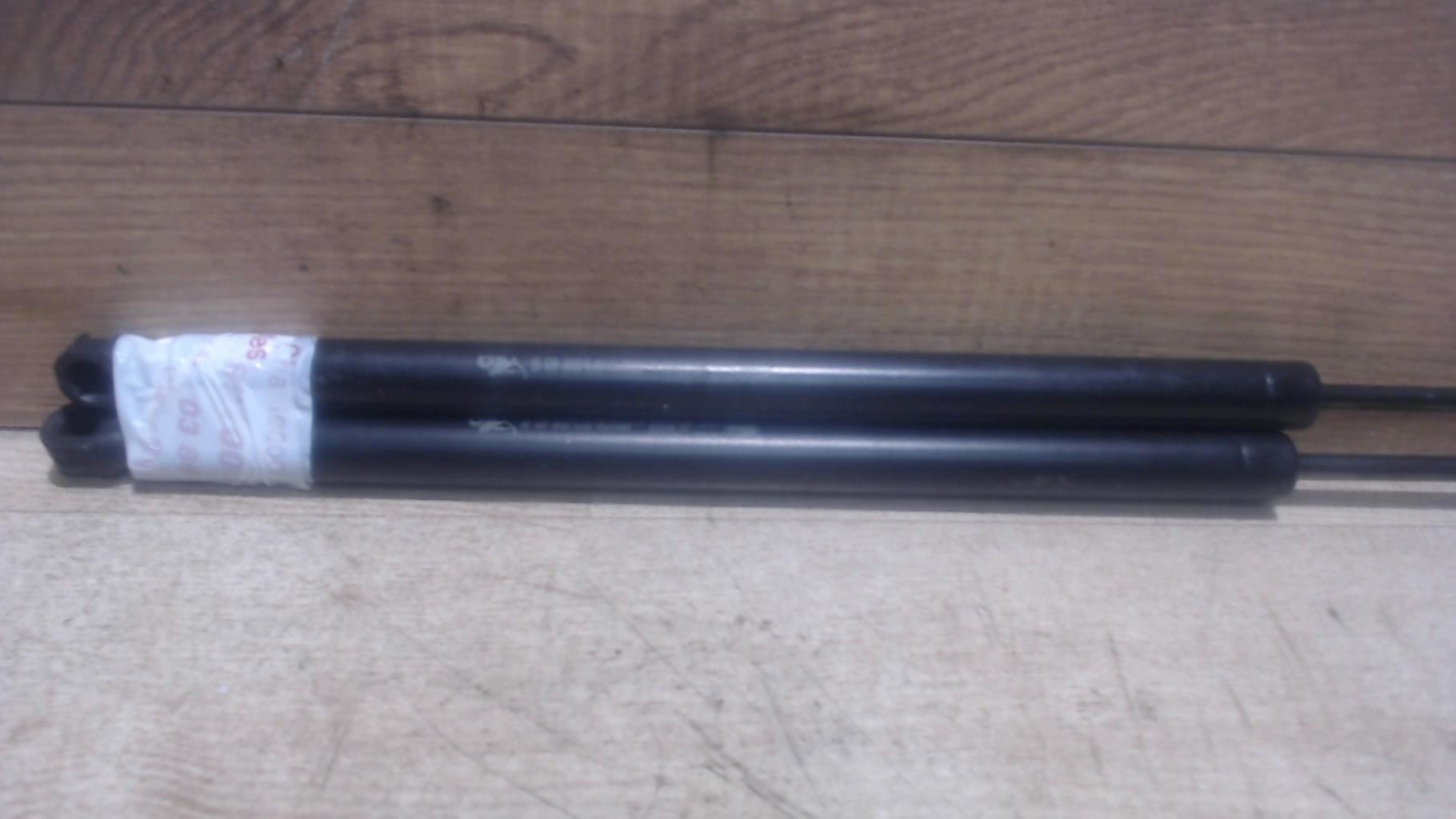 Verin de coffre PEUGEOT 106 PHASE 2 Essence - 1