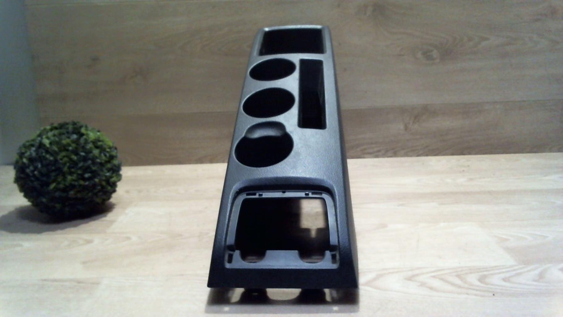 Console central (interieur plastique) TOYOTA COROLLA VERSO 2 PHASE 2 Diesel - 1