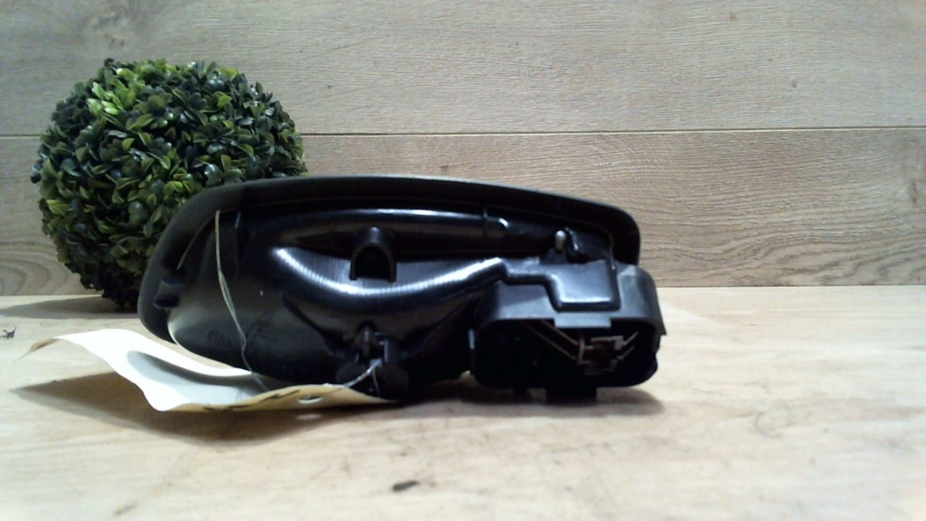 Poignee interieur avant droit RENAULT MEGANE 3 PHASE 1 Diesel - 1