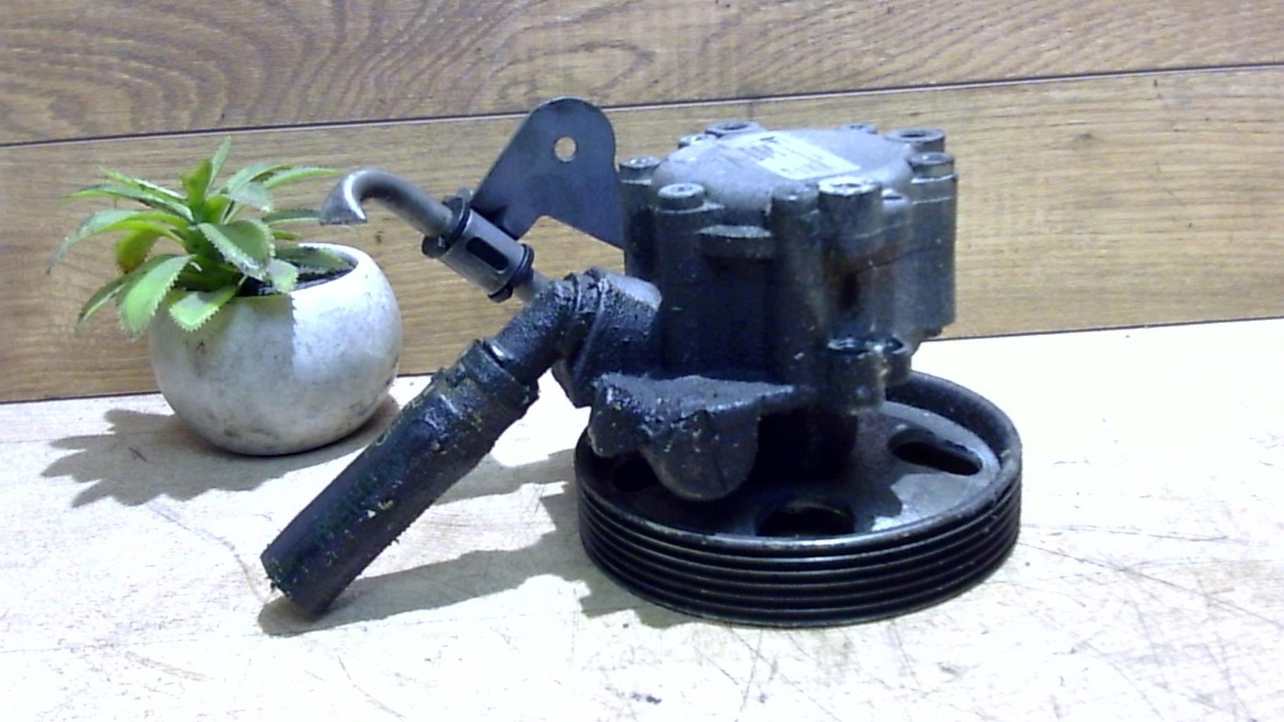 Pompe de direction CITROEN C5 1 PHASE 2 Diesel - 1