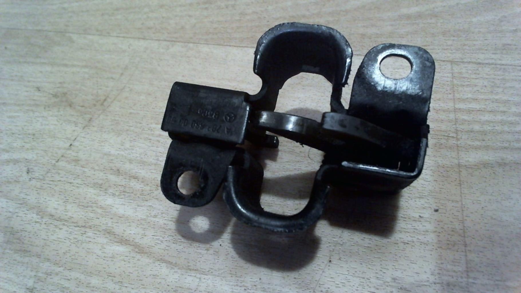 Serrure de capot MERCEDES CLASSE C 203 PHASE 1 Diesel - 1