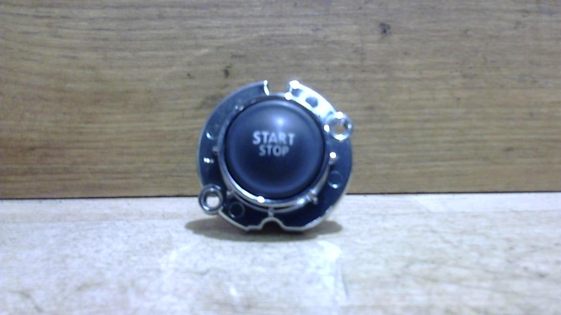 Bouton de demarrage RENAULT LATITUDE Diesel - 1
