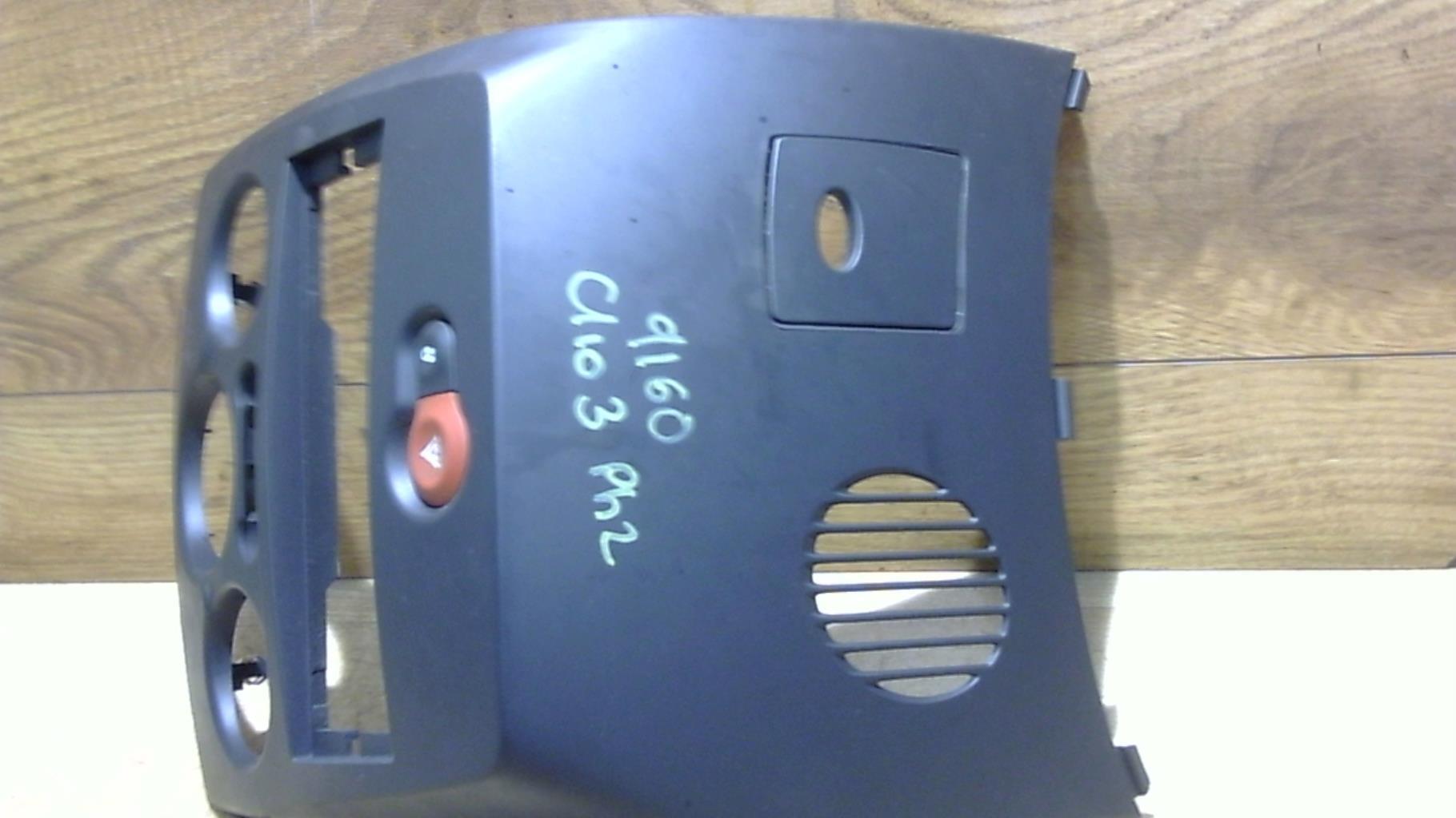 Bouton de warning RENAULT CLIO 3 PHASE 2  - 1