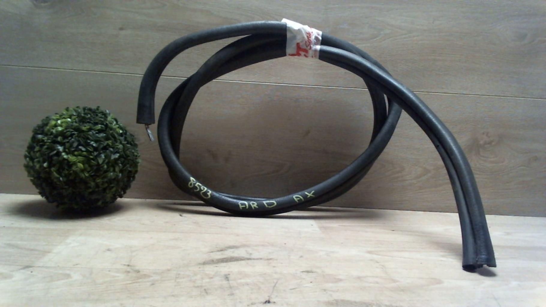 Joint de porte arriere droite CITROEN AX PHASE 2 Essence - 1