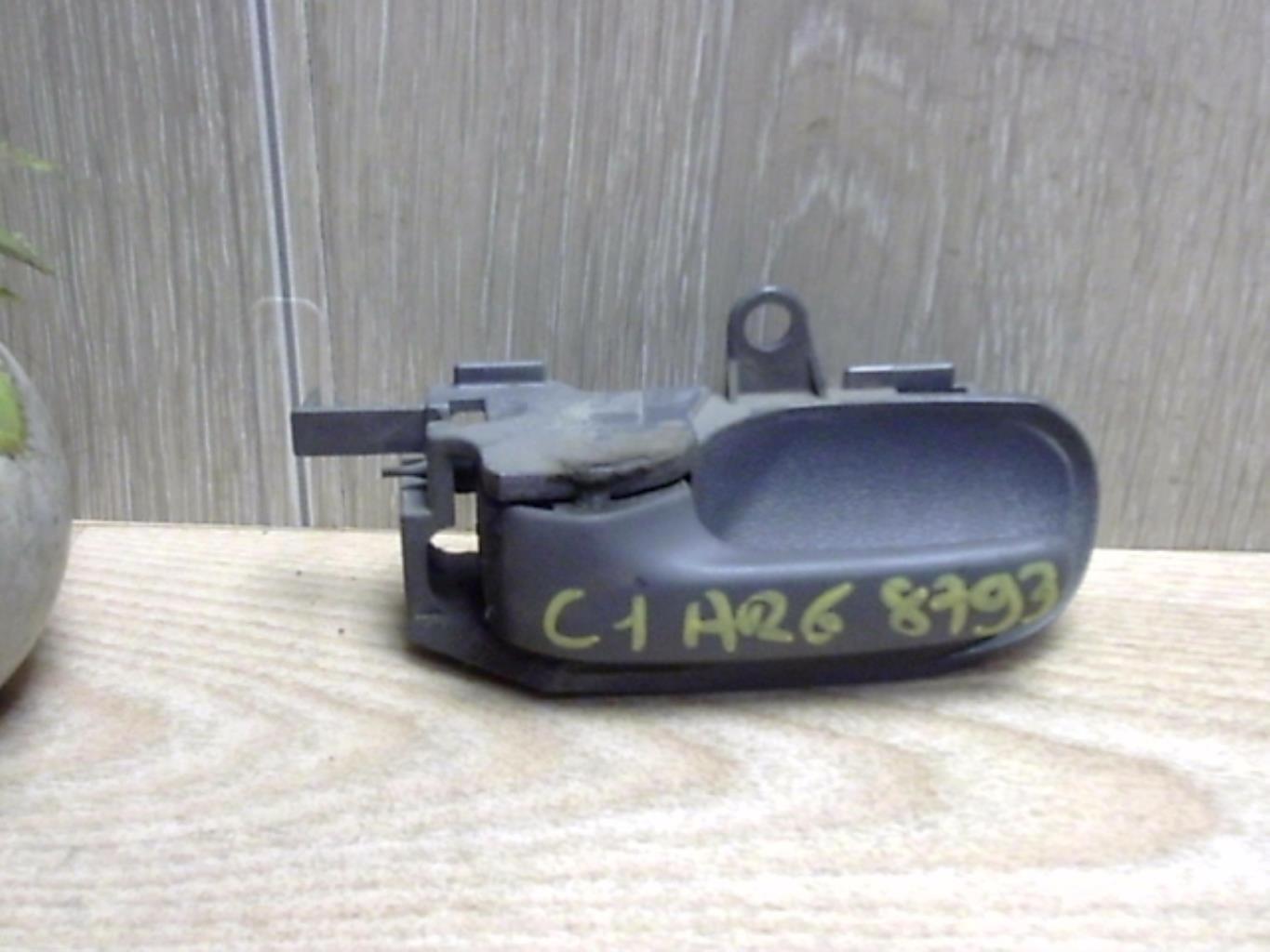 Poignee interieur arriere gauche CITROEN C1 1 PHASE 2 Essence - 1