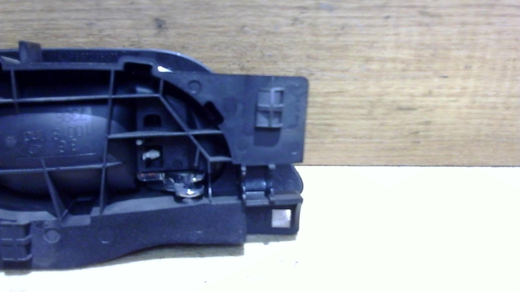 Poignee interieur arriere gauche CITROEN C4 1 PHASE 1 Diesel - 1