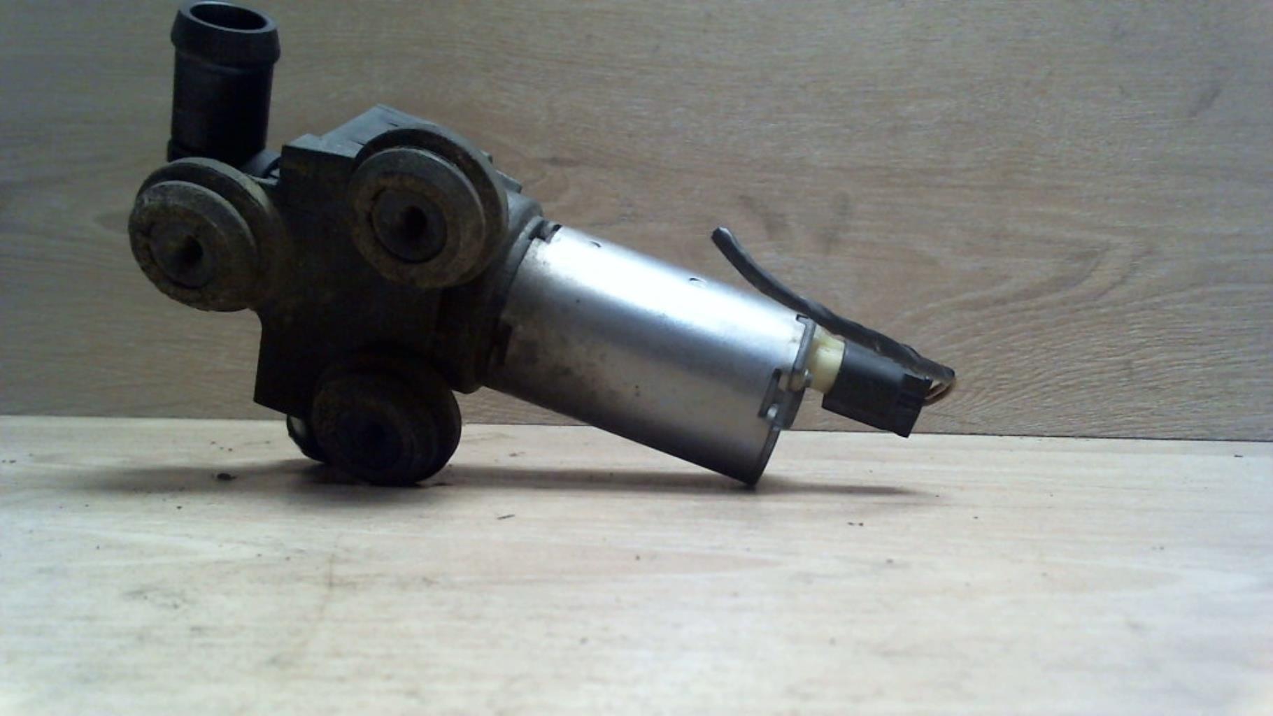 Pompe à eau BMW SERIE 1 E87 PHASE 2 Diesel - 1