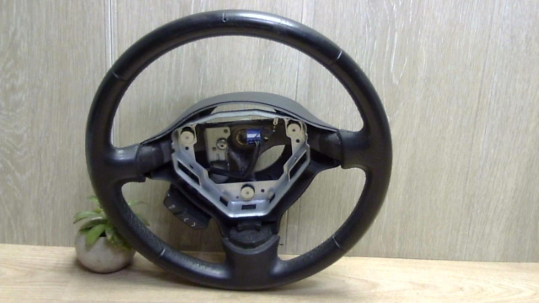 Volant TOYOTA YARIS 1 PHASE 2 Diesel - 1