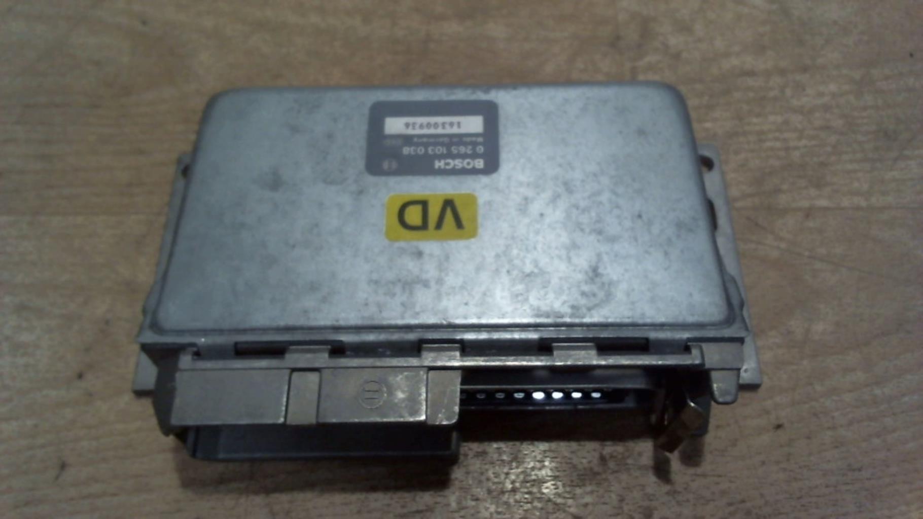 Calculateur OPEL CALIBRA COUPE Essence - 1