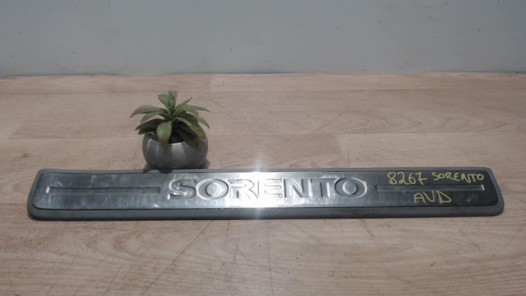 Marche pieds KIA SORENTO 1 PHASE 1 Essence - 1