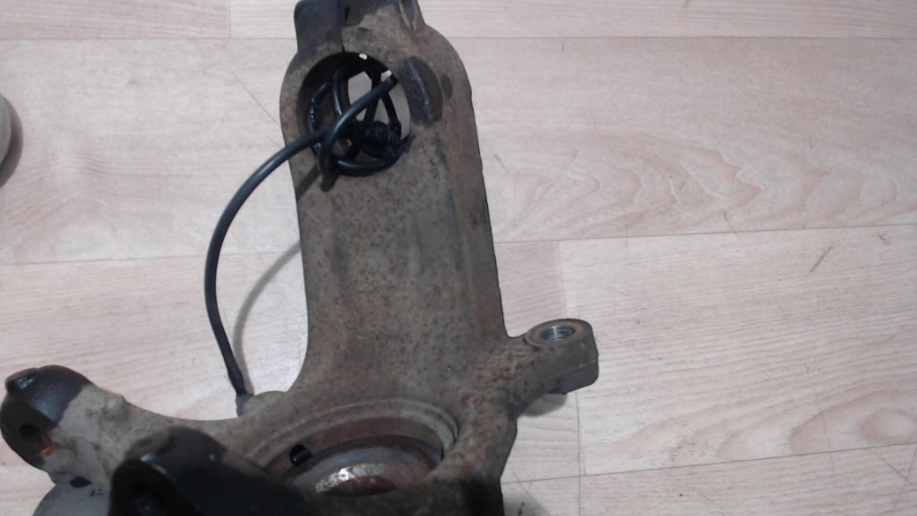 Moyeu avant gauche CITROEN JUMPER 3 Diesel - 1