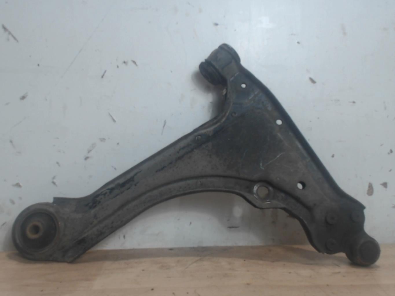 Triangle avant gauche OPEL CALIBRA COUPE Essence - 1