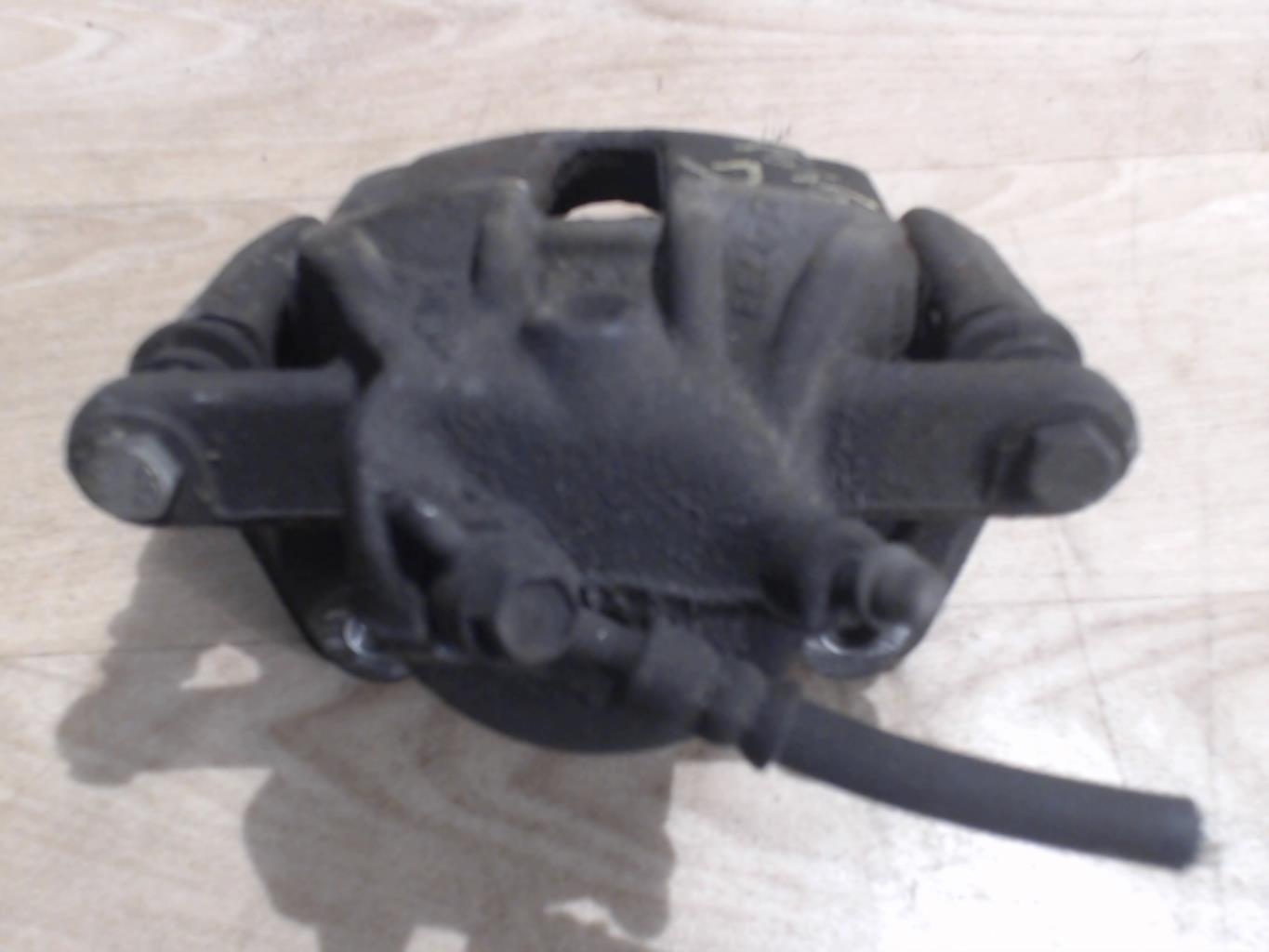 Etrier avant droit (freinage) NISSAN NOTE 1 PHASE 1 Diesel - 1