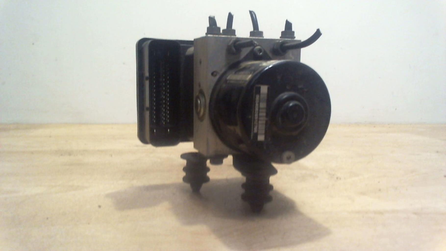 Bloc ABS (freins anti-blocage) AUDI A3 2 SPORTBACK PHASE 1 Diesel - 1