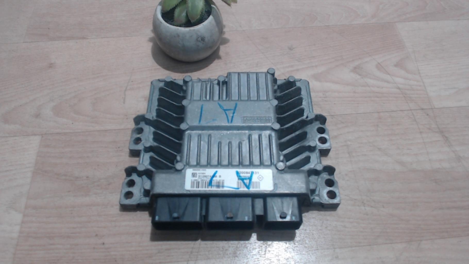Calculateur NISSAN NOTE 1 PHASE 1 Diesel - 1