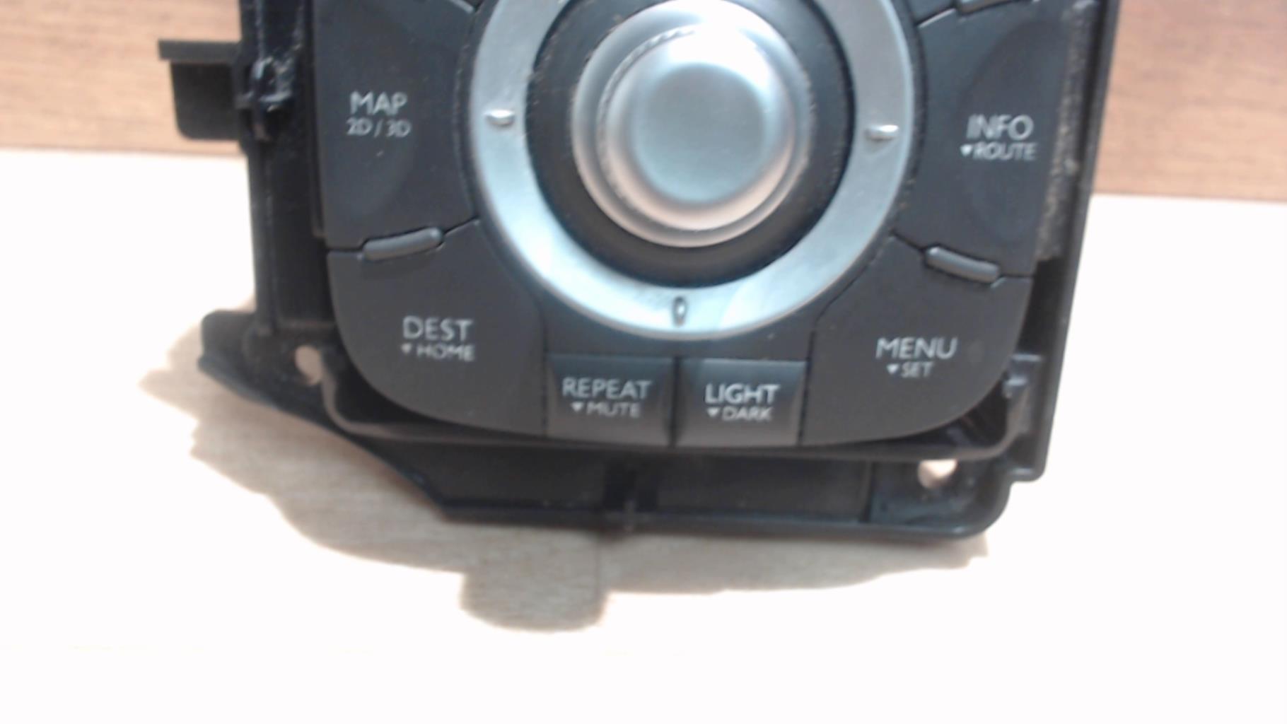 Commande GPS RENAULT MEGANE 3 PHASE 1 Diesel - 1