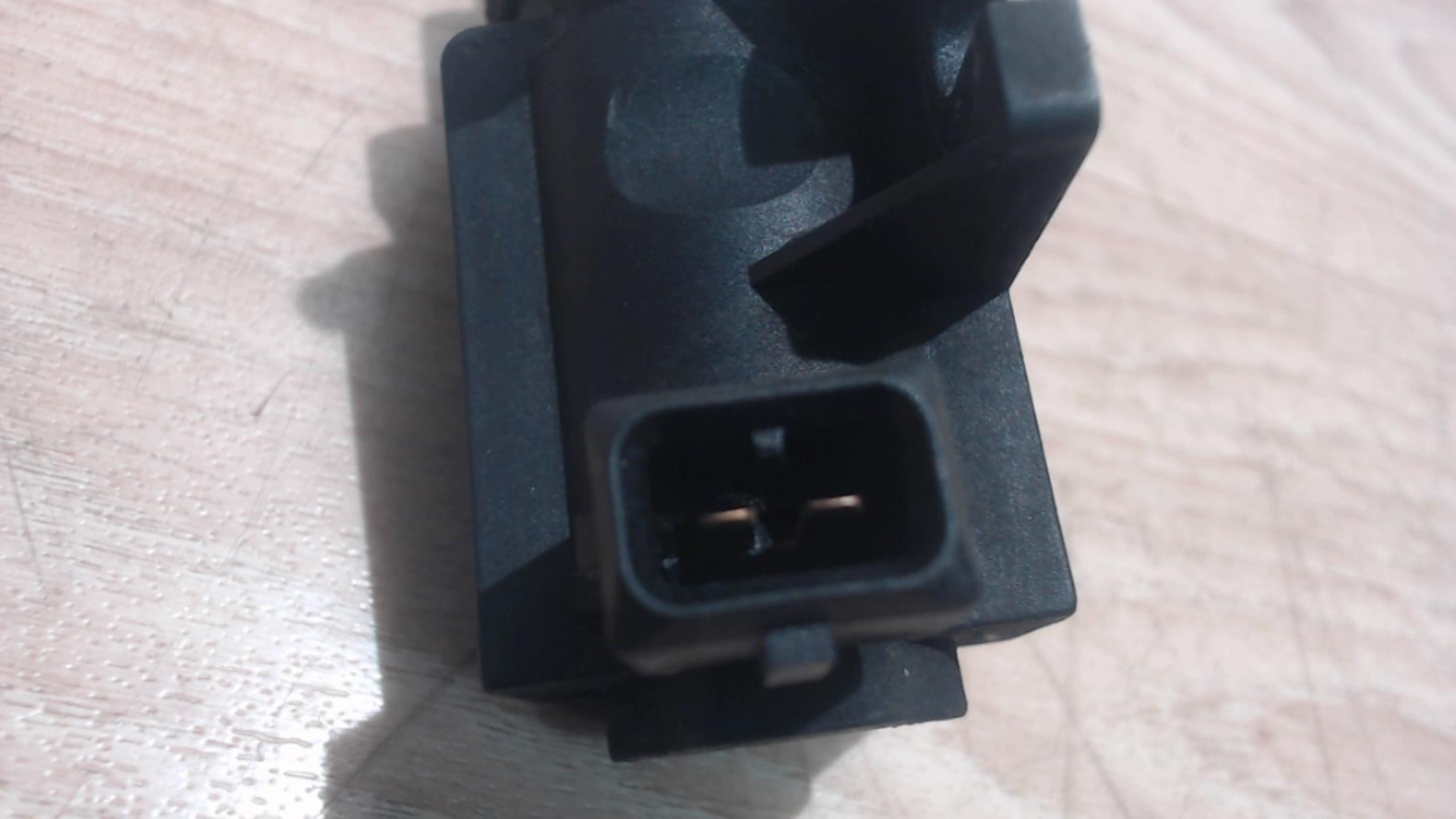Electrovanne pompe à injection VOLKSWAGEN NEW BEETLE 1 PHASE 1 Diesel - 1