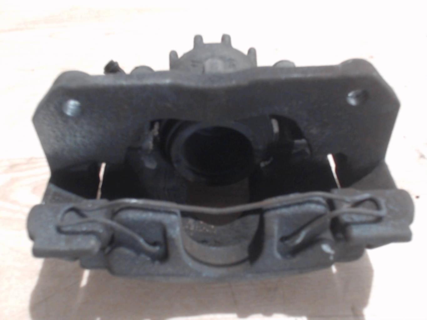 Etrier avant gauche (freinage) CITROEN C5 2 BREAK Diesel - 1
