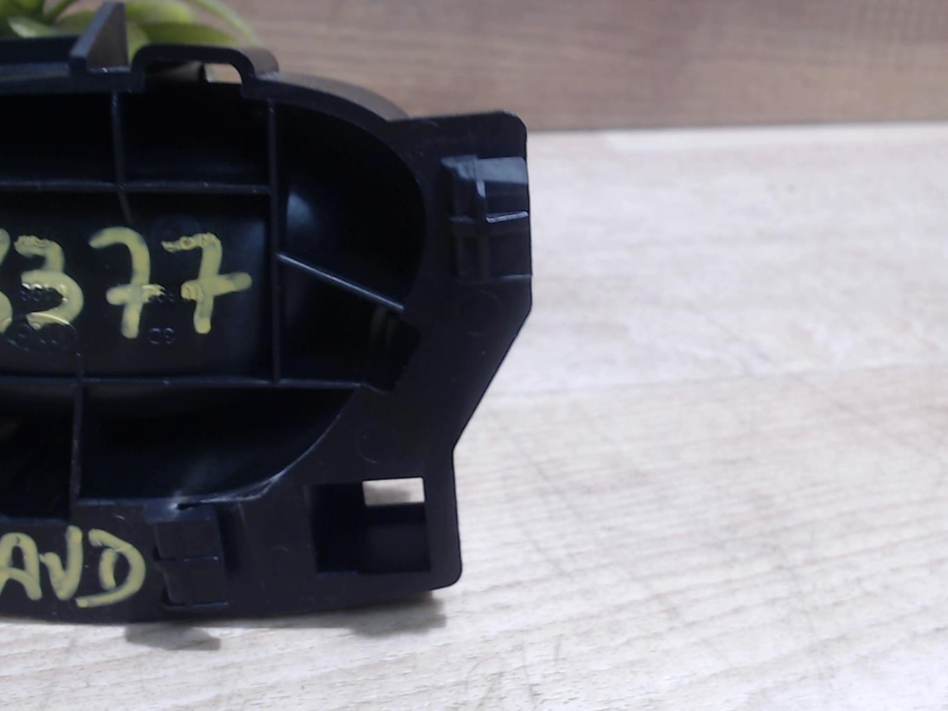 Poignee interieur avant droit CITROEN C5 2 BREAK Diesel - 1