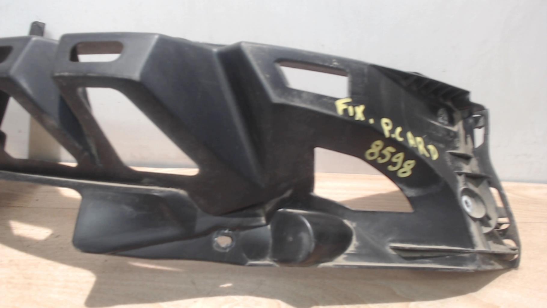 Support de pare chocs arriere RENAULT MEGANE 2 PHASE 1 Diesel - 1