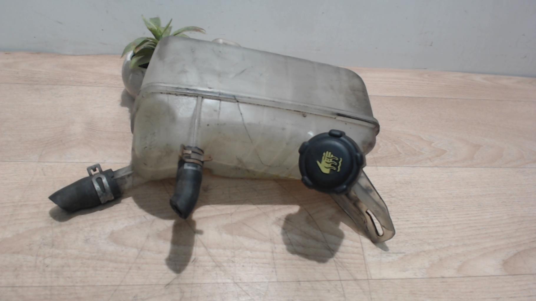 Vase d'expansion RENAULT MEGANE 2 PHASE 2 BREAK Diesel - 1