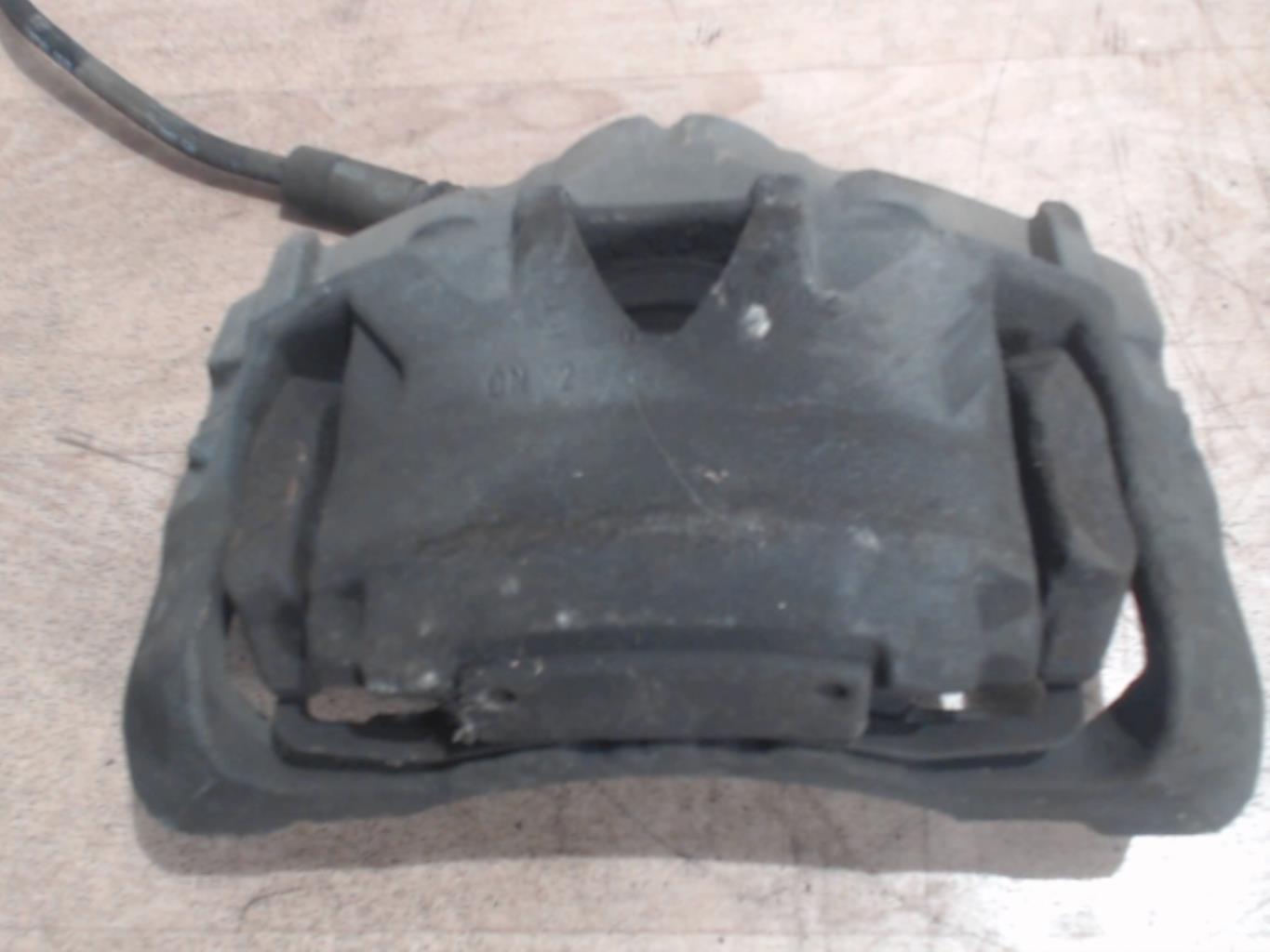 Etrier avant droit (freinage) FORD S-MAX 1 PHASE 1 Essence - 1