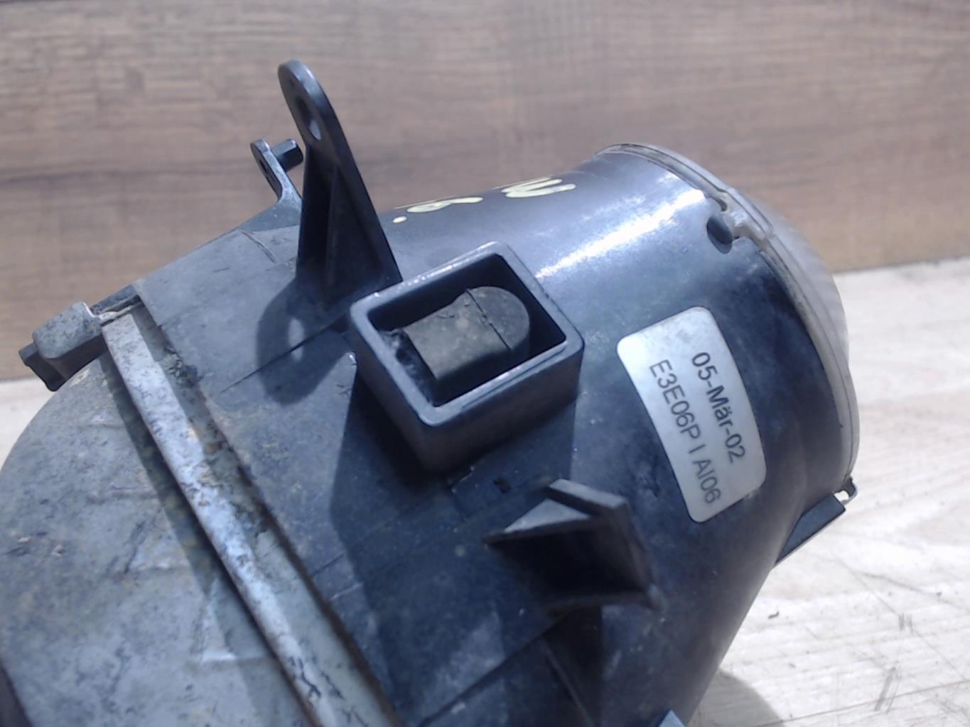 Anti brouillard gauche (feux) BMW SERIE 3 E46 PHASE 2 Diesel - 1