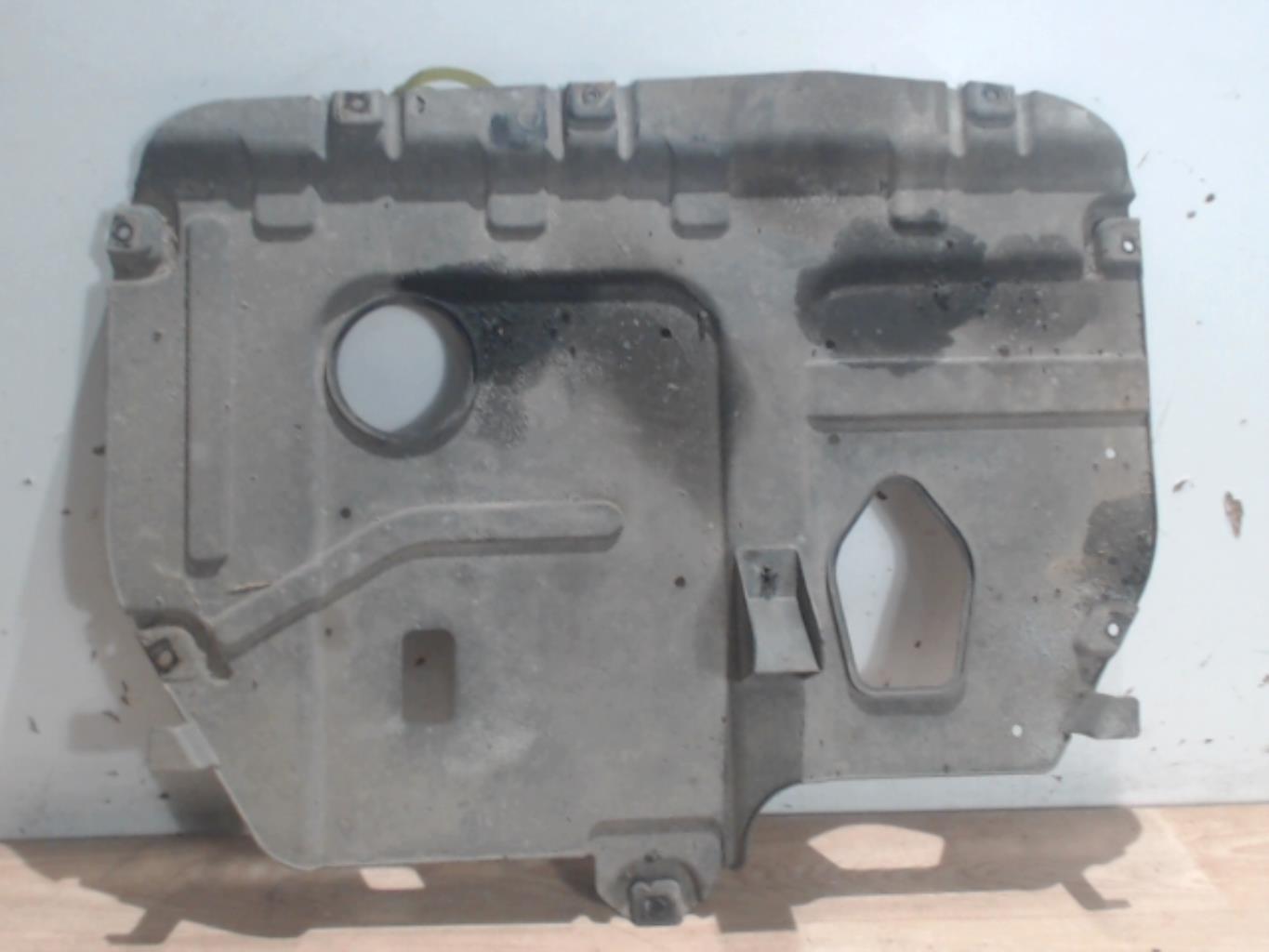 Cache sous moteur KIA CEE-D 1 SPORT WAGON PHASE 1 BREAK Diesel - 1
