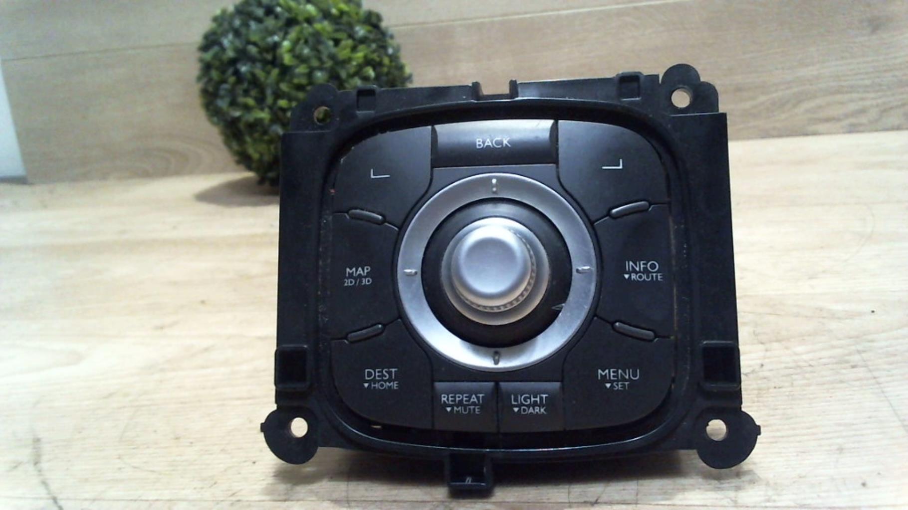 Commande GPS RENAULT LAGUNA 3 PHASE 1 Diesel - 1