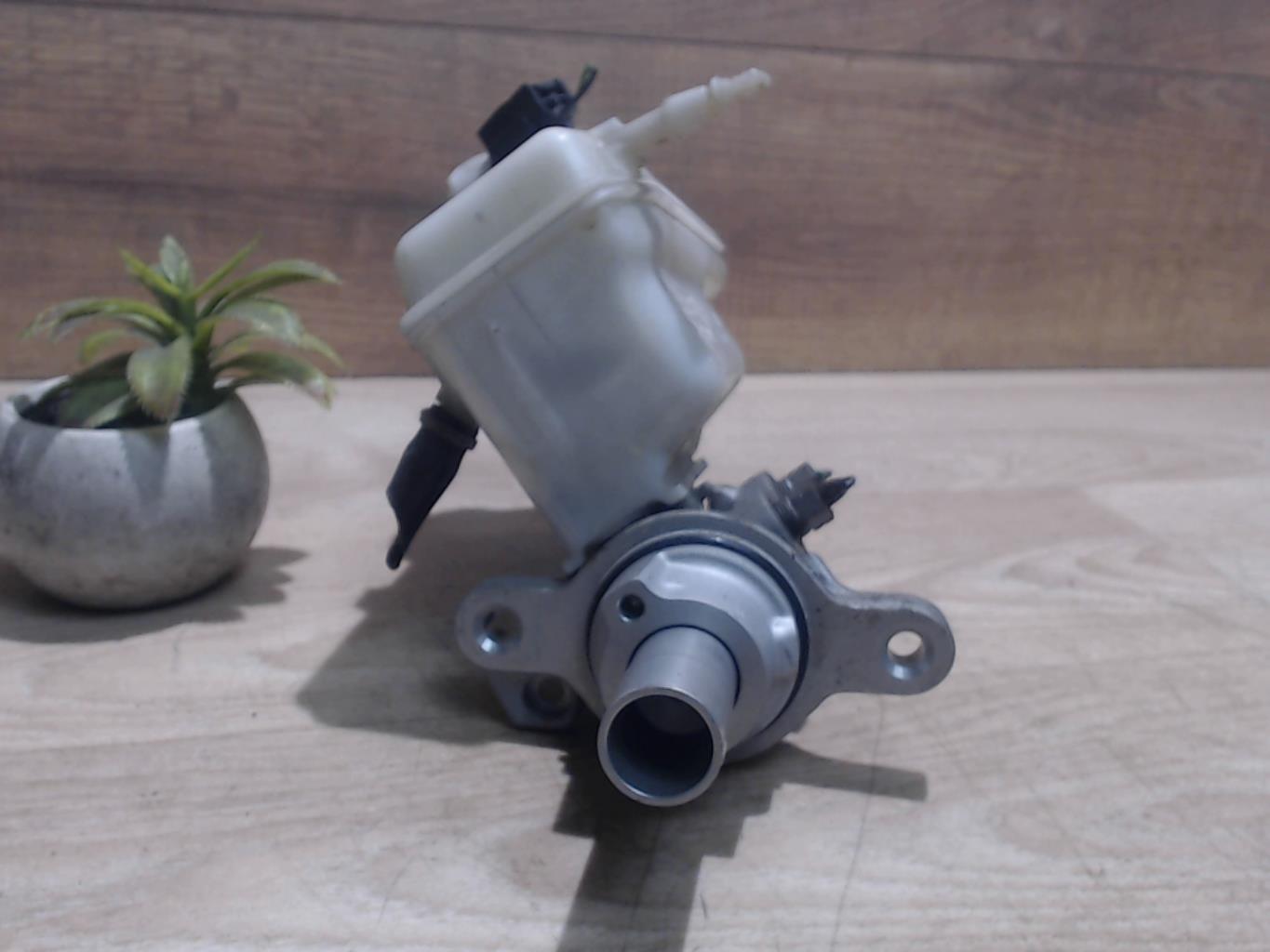 Maitre cylindre (freinage) RENAULT LAGUNA 3 PHASE 1 Diesel - 1