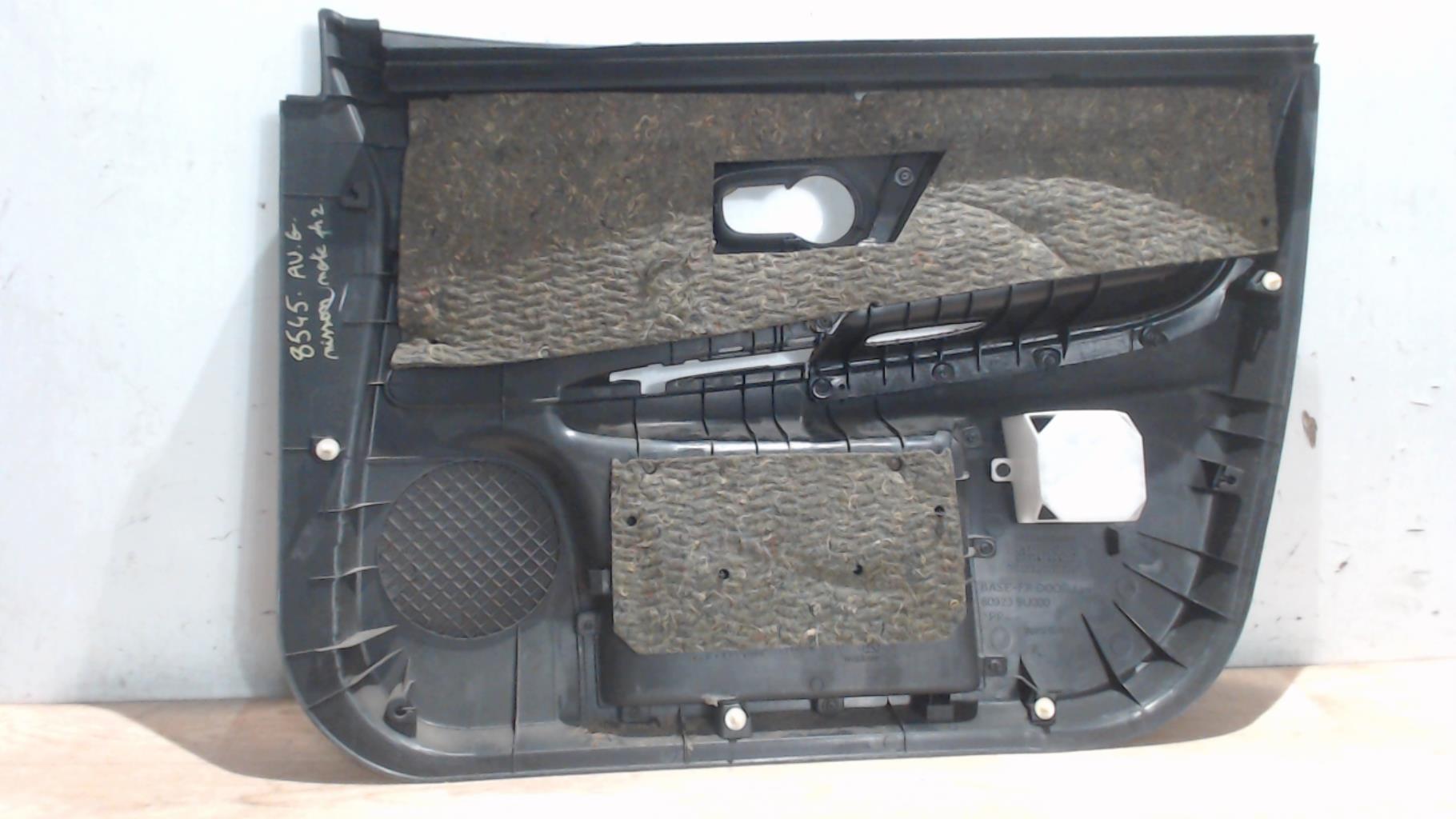 Panneau de porte avant gauche NISSAN NOTE 1 PHASE 1 Diesel - 1