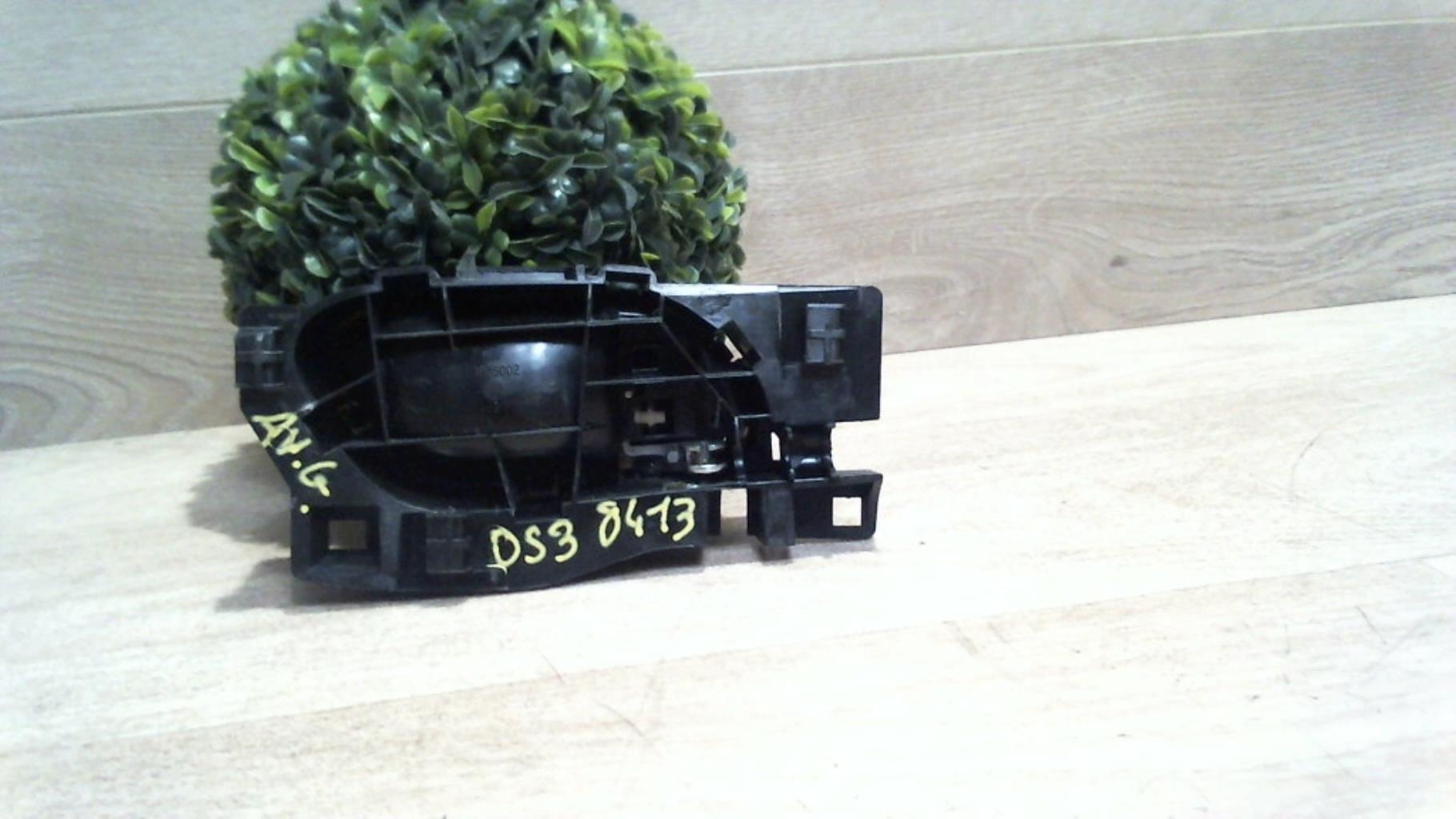 Poignee interieur avant gauche CITROEN DS3 PHASE 1 Diesel - 1